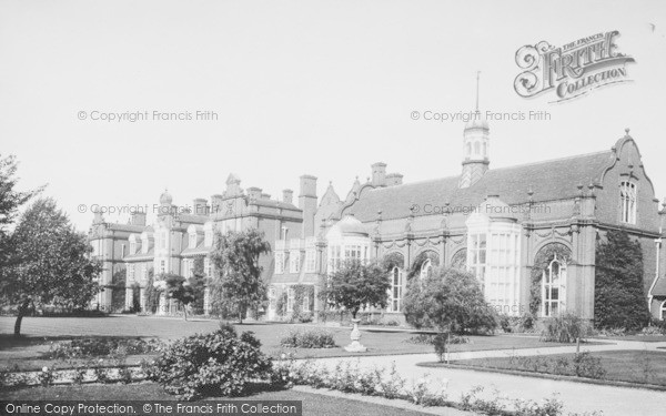 Photo of Cambridge, Newnham College 1908