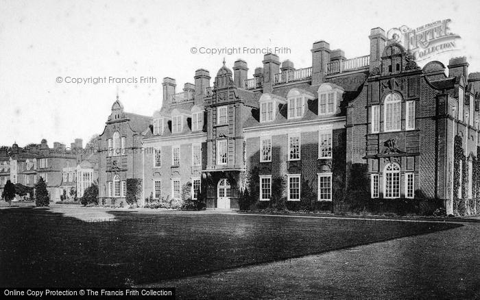 Photo of Cambridge, Newnham College c.1890