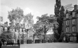 Newnham College c.1931, Cambridge