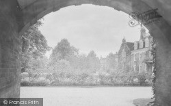 Newnham College Entrance Gates 1931, Cambridge