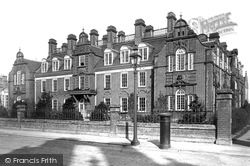Newnham College, Sedgewick Hall 1890, Cambridge