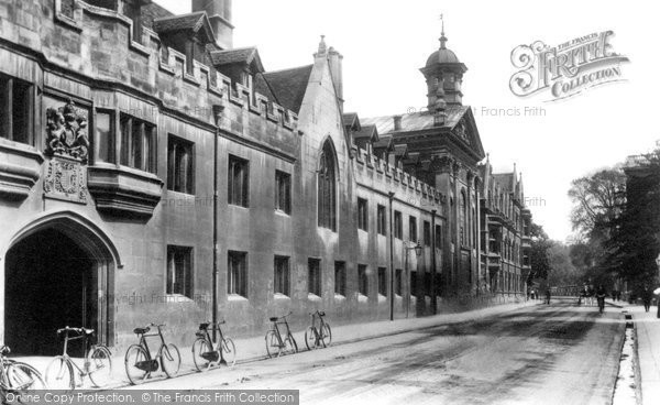 Photo of Cambridge, Pembroke College 1909