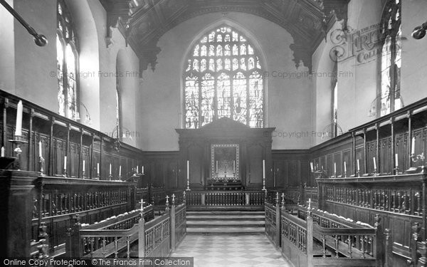 Photo of Cambridge, Peterhouse Chapel 1923