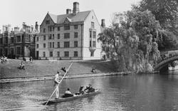 Punting By King's College, Kennedy's Buildings 1929, Cambridge