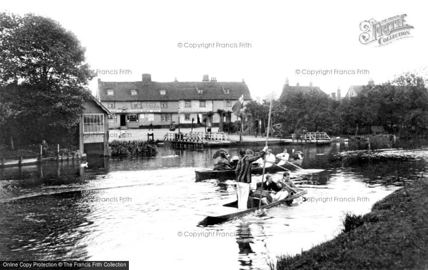 Cambridge, Punting by the Green Dragon Ferry 1909