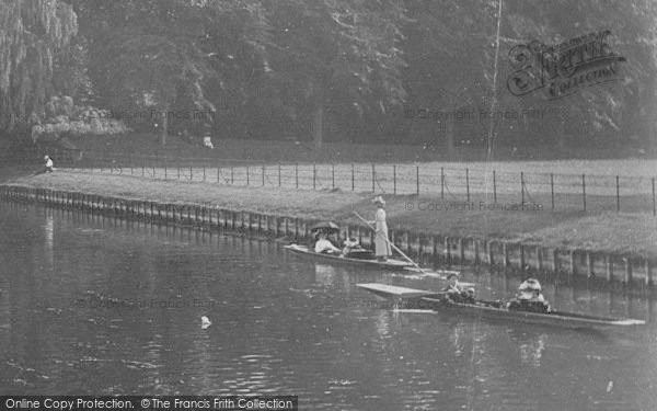 Photo of Cambridge, Punting Near King's College 1911
