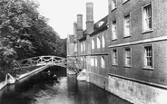 Queens' College Bridge 1908, Cambridge