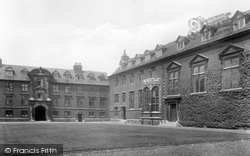 St Catharine's College 1925, Cambridge