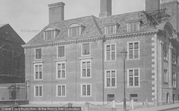 Photo of Cambridge, St Catharine's College, New Buildings 1931