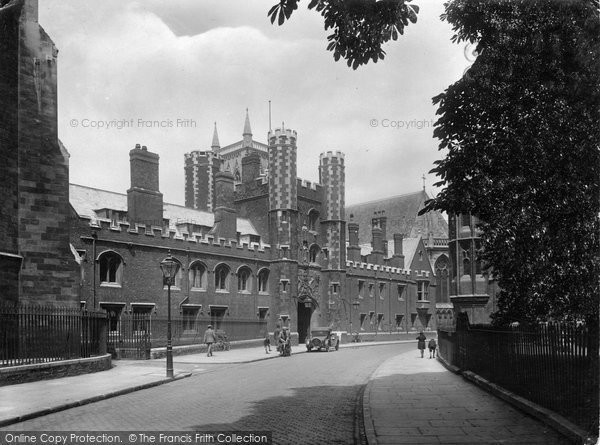 Photo of Cambridge, St John's College 1925