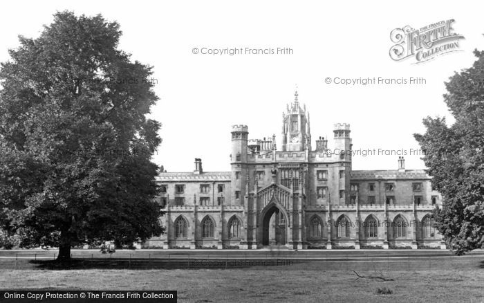 Photo of Cambridge, St John's College c.1870