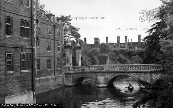 Photo of Cambridge, St John's College c.1954