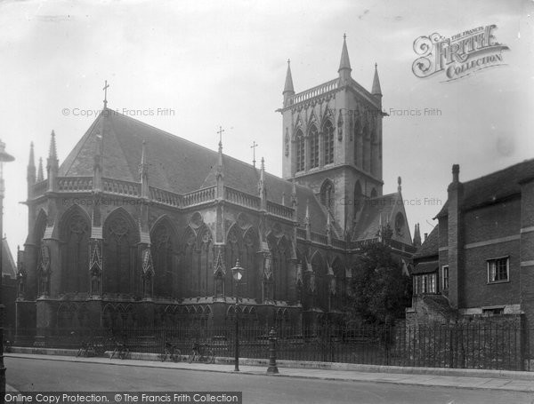 Photo of Cambridge, St John's College Chapel 1931