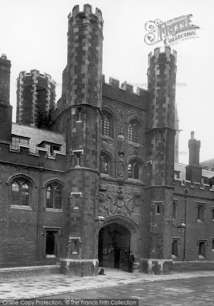 Photo of Cambridge, St John's College, Entrance Gate 1908