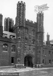 St John's College, Entrance Gate 1908, Cambridge