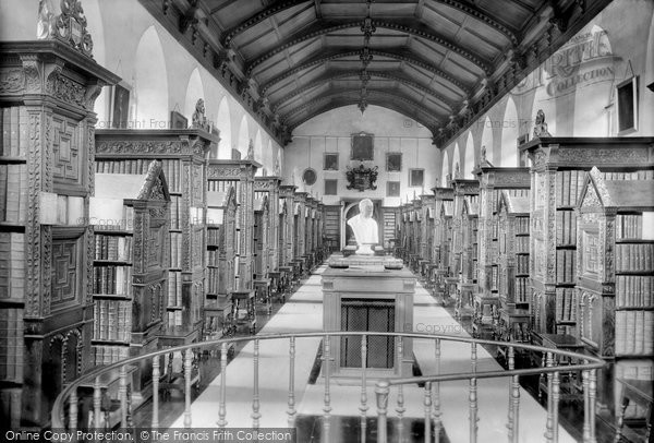 Photo of Cambridge, St John's College Library 1909