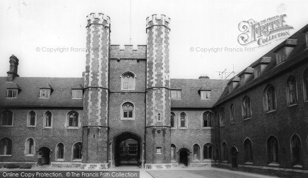 Photo of Cambridge, The Entrance, Queens' College c.1965