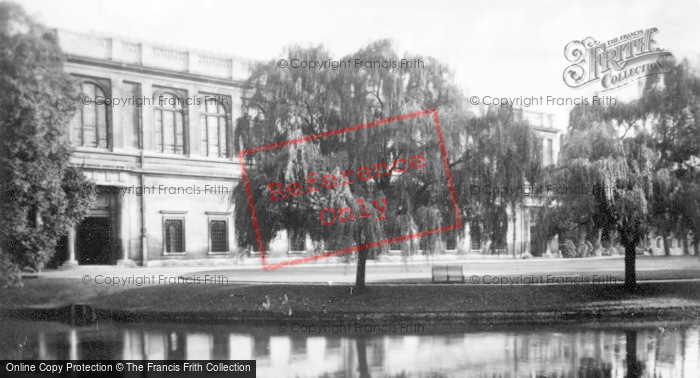 Photo of Cambridge, The Library And River, Trinity College c.1930