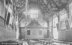Trinity College, Dining Hall 1890, Cambridge