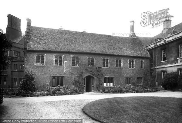 Photo of Cambridge, Trinity Hall, The Library 1923