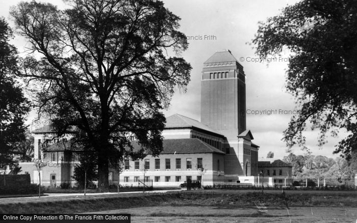 Photo of Cambridge, University Library 1933