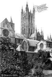 Cathedral, Infirmary Cloister 1921, Canterbury