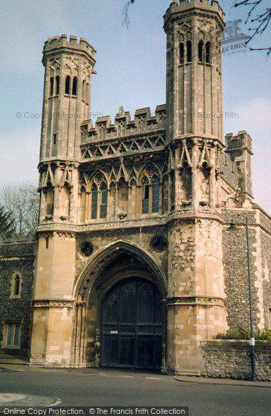 Photo of Canterbury, St Augustine's Gate 2005