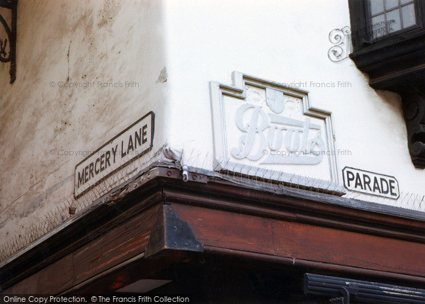 Photo of Canterbury, The Boots Sign 2005