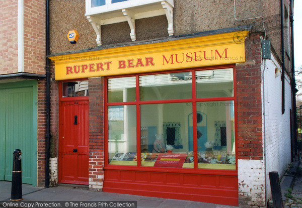 Photo of Canterbury, The Rupert Bear Museum, Stour Street 2005