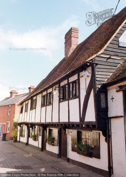 Photo of Canterbury, Tudor Cottages, All Saints Lane 2005