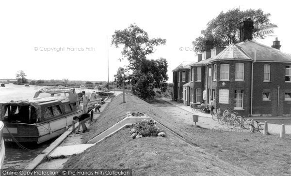 Photo of Cantley, Red House Hotel c.1965