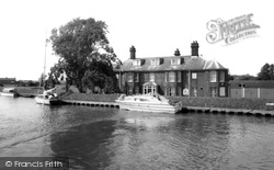 Red House Hotel c.1965, Cantley