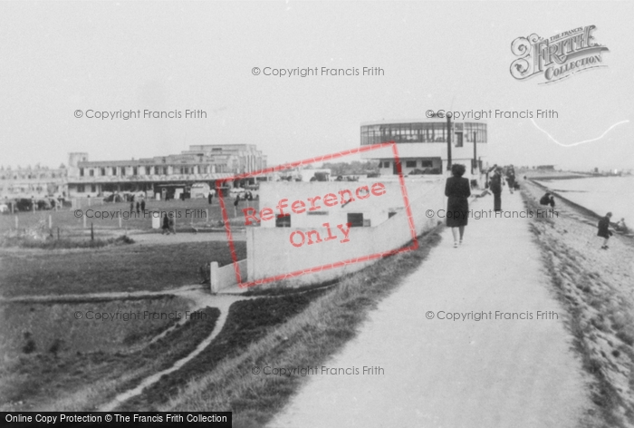 Photo of Canvey Island, Sea Wall c.1950