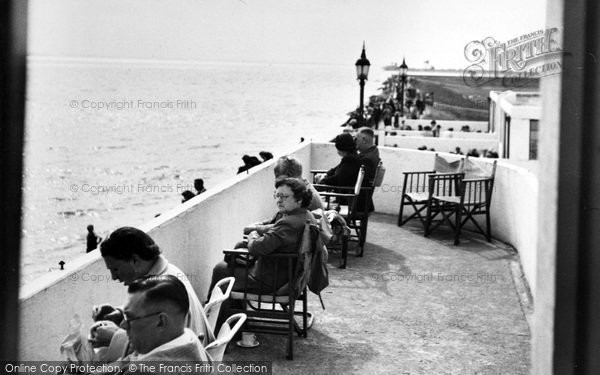 Photo of Canvey Island, Sea Wall c.1955