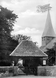Church And Lychgate 1903, Capel