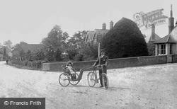 Parent And Child Cycle And Trailer 1906, Capel