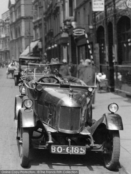 Photo of Cardiff, Bullnose Morris 1925