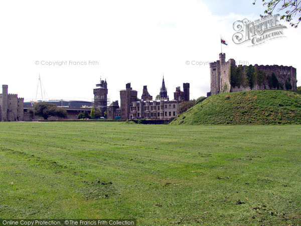 Photo of Cardiff, Castle 2004