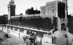 Castle And Horsedrawn Bus 1893, Cardiff