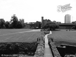 Castle Green 2004, Cardiff