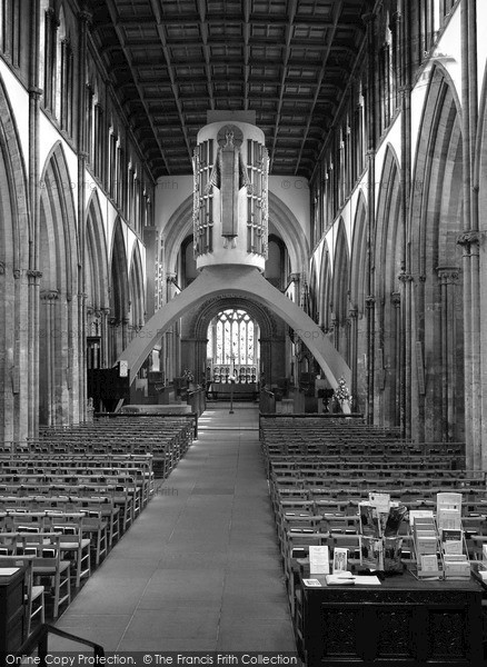 Photo of Cardiff, Cathedral, Nave East 2004