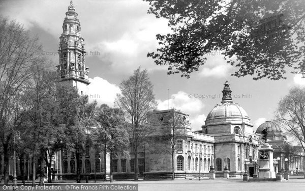 Photo of Cardiff, City Hall c.1955