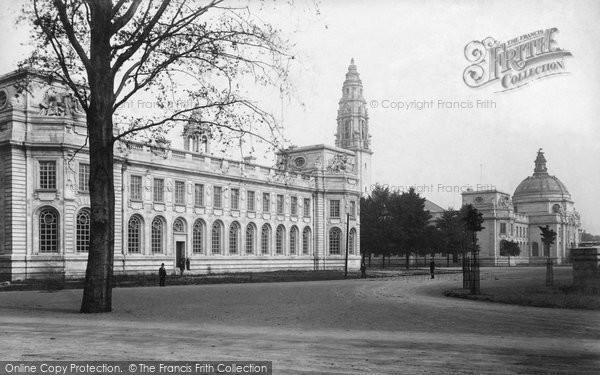 Photo of Cardiff, City Hall, Law Courts 1906