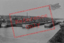 Docks c.1925, Cardiff