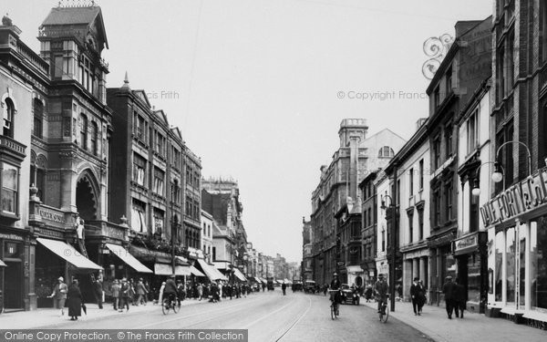 Photo of Cardiff, High Street 1925