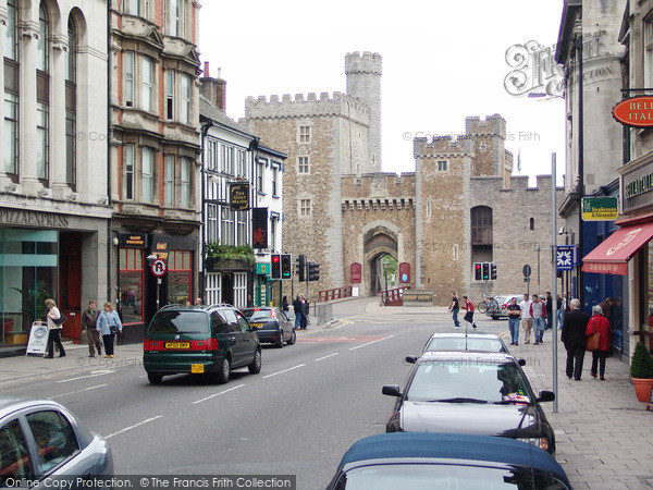 Photo of Cardiff, High Street 2004