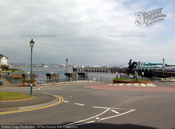 Photo of Cardiff, Marina Entrance 2004