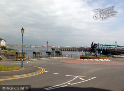 Marina Entrance 2004, Cardiff