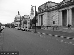National Museum And City Hall 2004, Cardiff