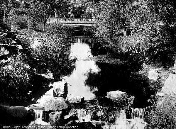 Photo of Cardiff, Roath Park 1931